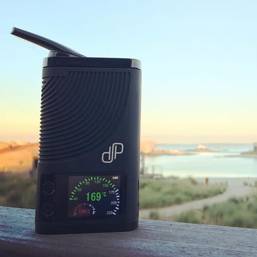 The Boundless CFX is a powerful vaporizer that heats up in just 20 seconds