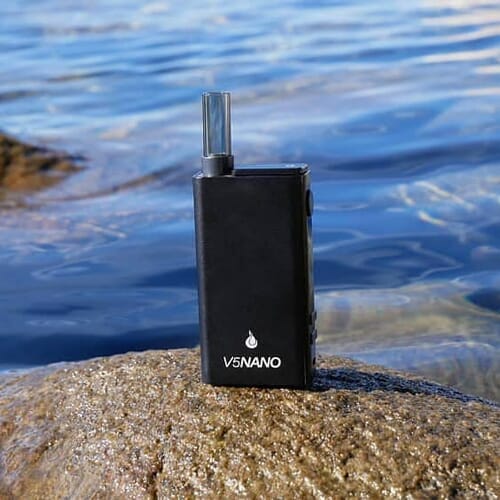Flowermate V5 Nano is both beautiful and easy to bring with you outside